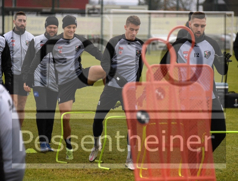Trainingsstart RZ Pellets WAC (04.01.2021)_13